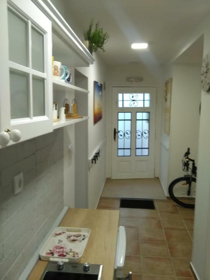 Bed&Bike Apartment Сремски Карловци Екстериор снимка